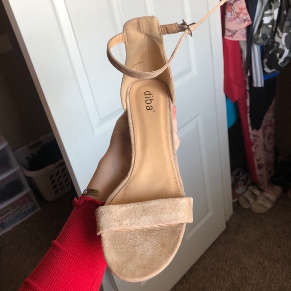 Heels! - Picture 2 of 3